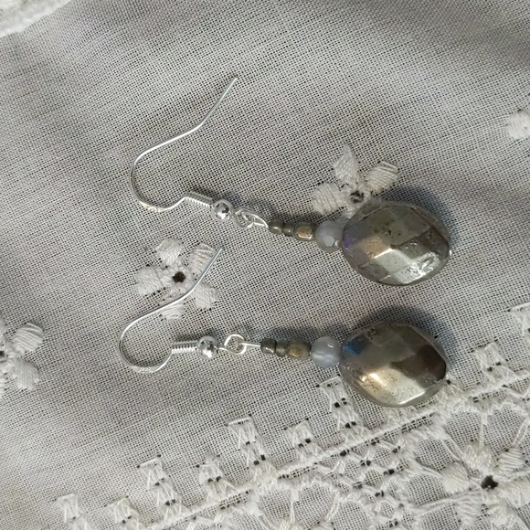 🌮 Carnelian agate and pearl Hand beaded necklace and earring set - Picture 3 of 4